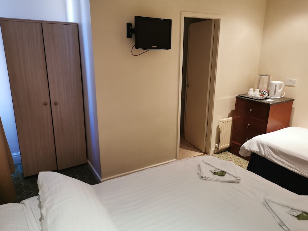 The New Oxford Hotel 16/43