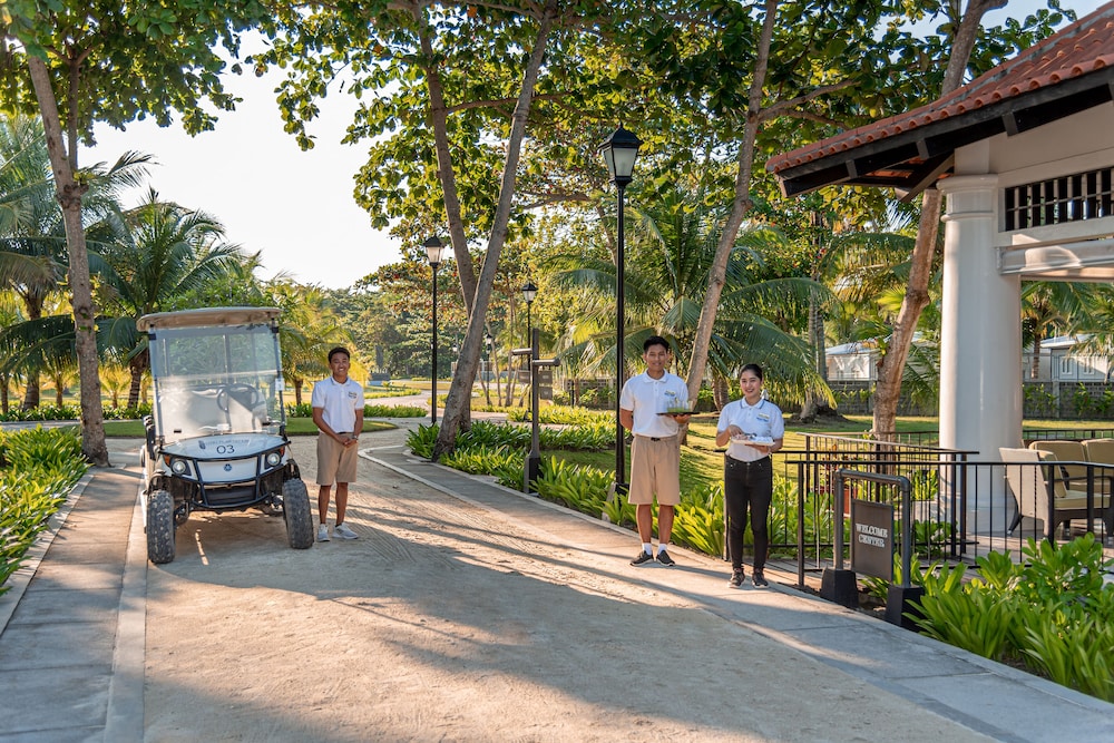 Dusit Thani Lubi Plantation Resort 49/67