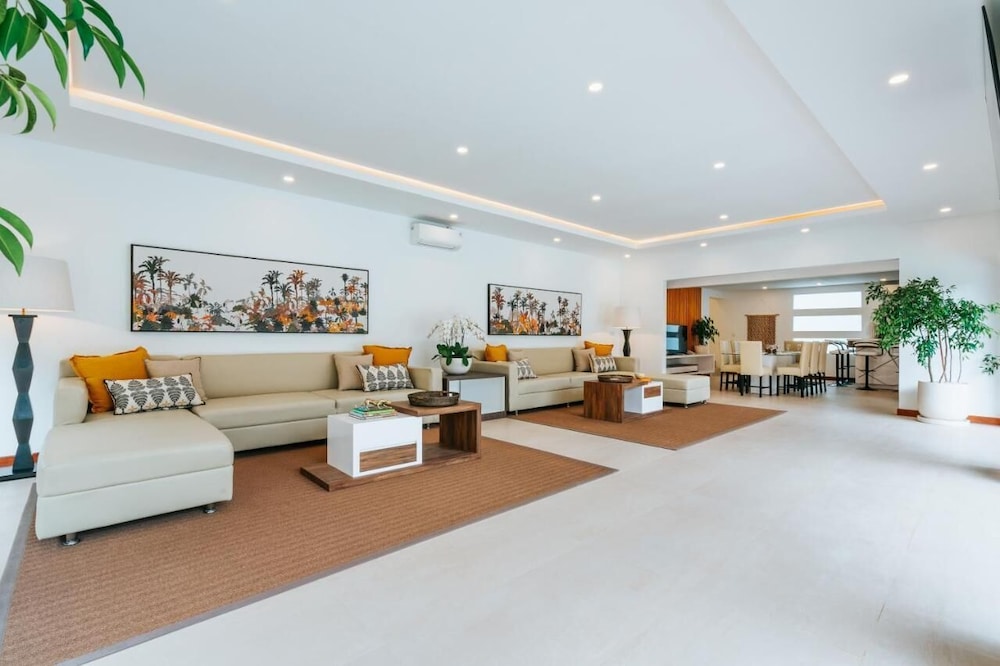 Vienna Villas Seminyak 12/20