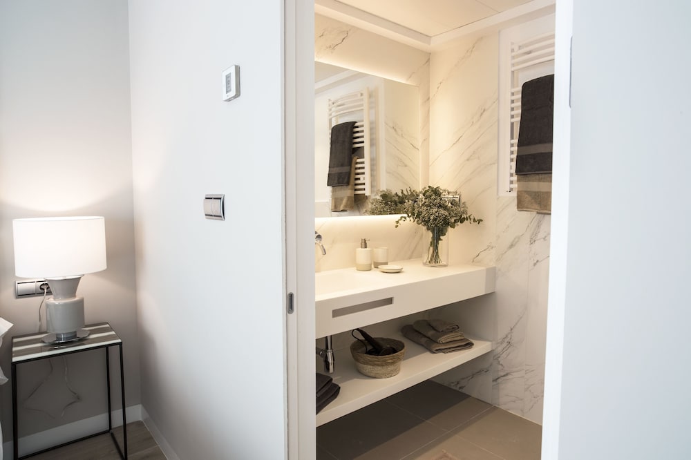 For You Apartments Madrid 46/48