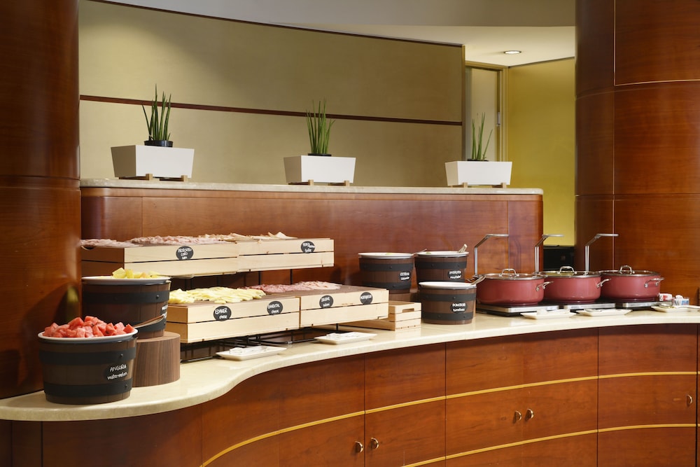 Unahotels Cusani Milan 58/69