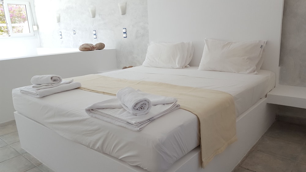 Lagada Beach Hotel 22/65