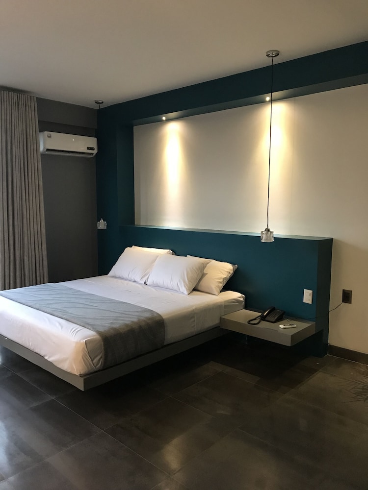 Hotel G 7/50