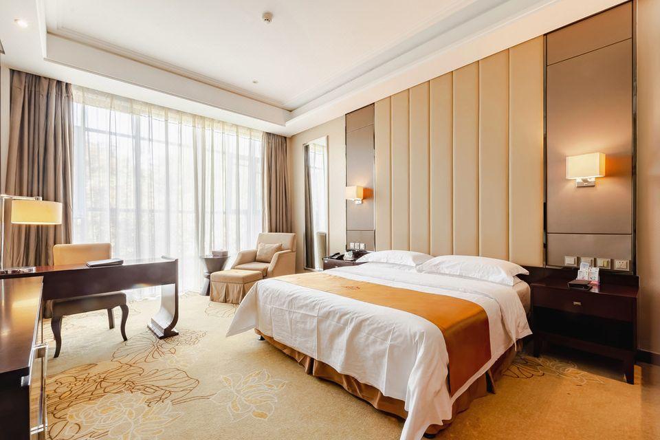 Lianhua Hotel 8/27