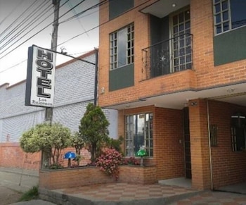 Los Balcones Hotel 1/38