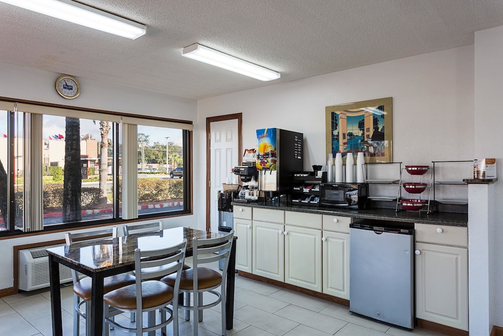 Rodeway Inn Lake City I-75 27/31