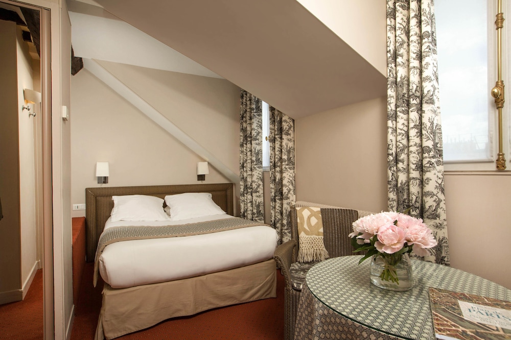 HOTEL DE LUTECE 27/40