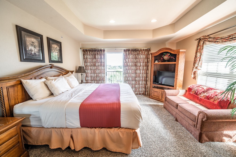 Thousand Hills Golf Resort 23/42