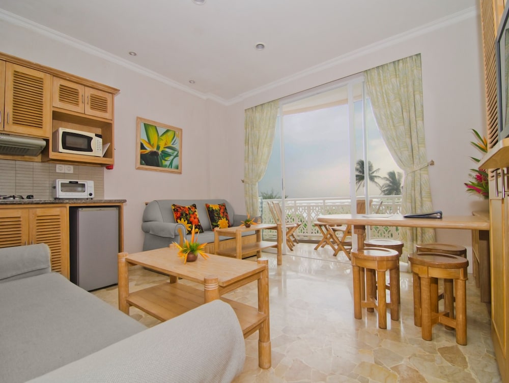 Hawaii Resort Family Suite 48/62