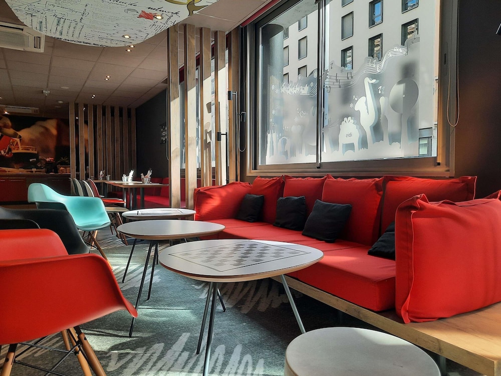 IBIS LYON CENTRE 38/66