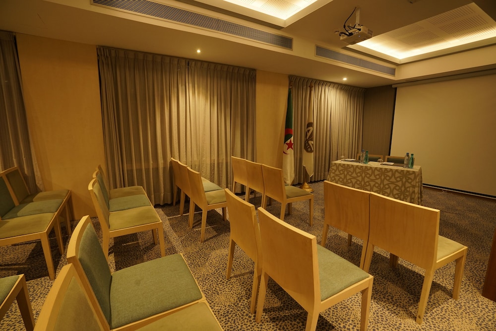 Az Hotel Kouba 40/48
