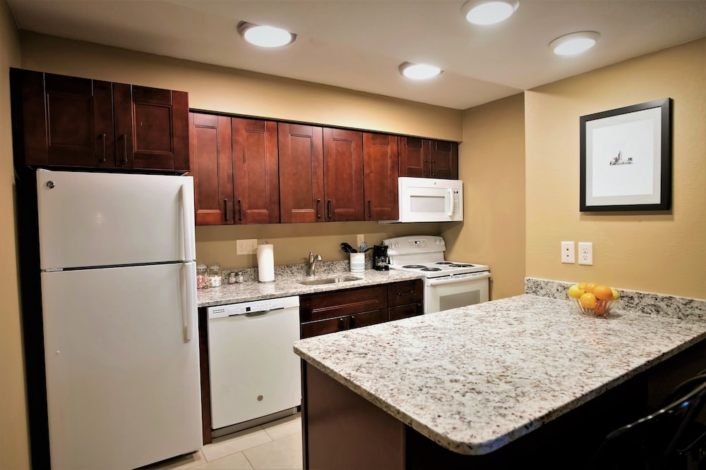 Chase Suite Hotel Lincoln 30/71