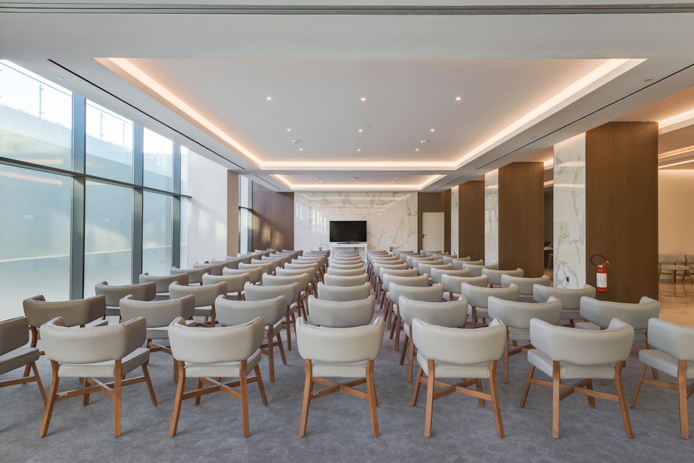 Gennadi Grand Resort 73/84