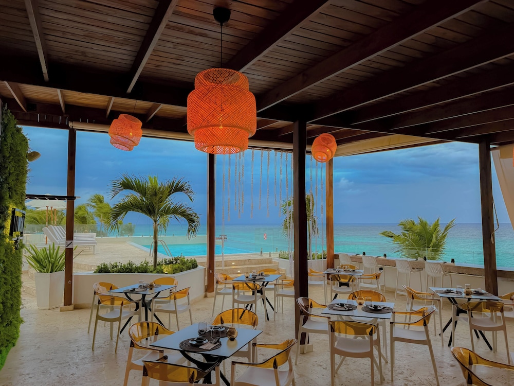 HM Bavaro Beach Adults Only 35/51