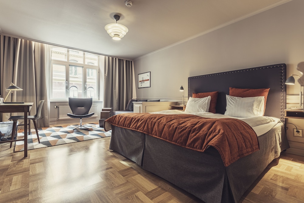 Hotel Poseidon 9/40