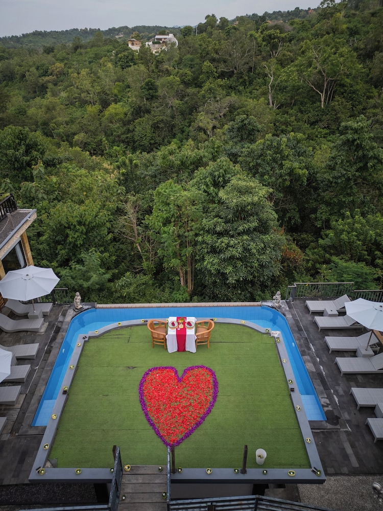 Abasan Hill Hotel and Spa 39/45