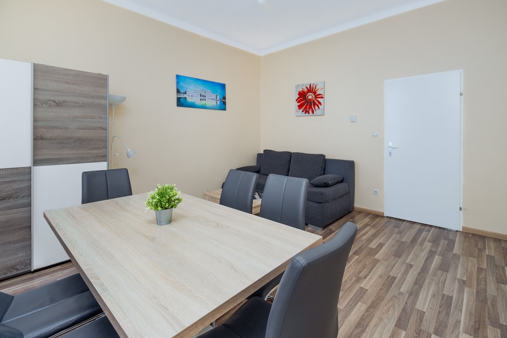 CHECKVIENNA – APARTMENT PUCHSBAUMGASSE 13/21