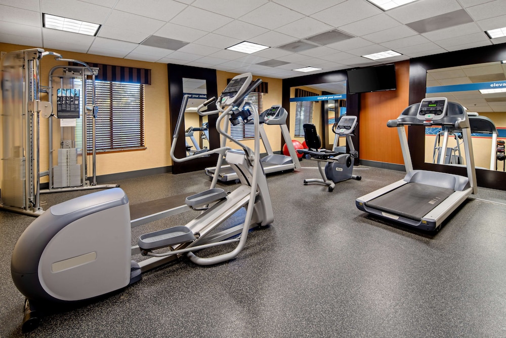 Hampton Inn and Suites-Bakersfield/Hwy 58, CA 29/51