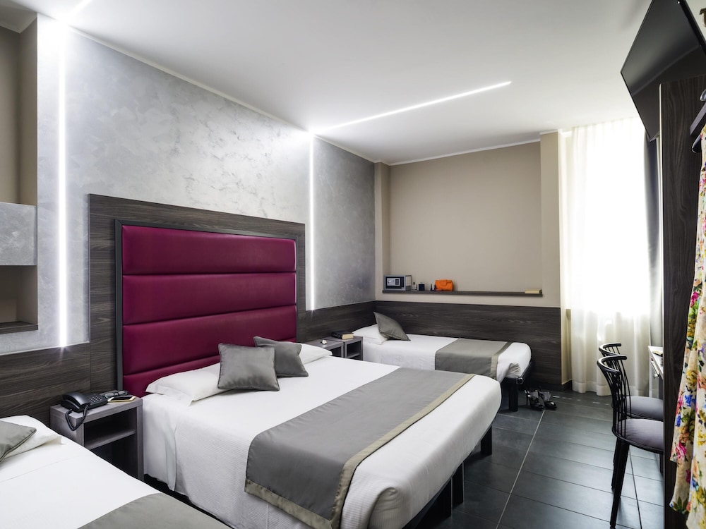 IBIS STYLES MILANO CENTRO 20/48