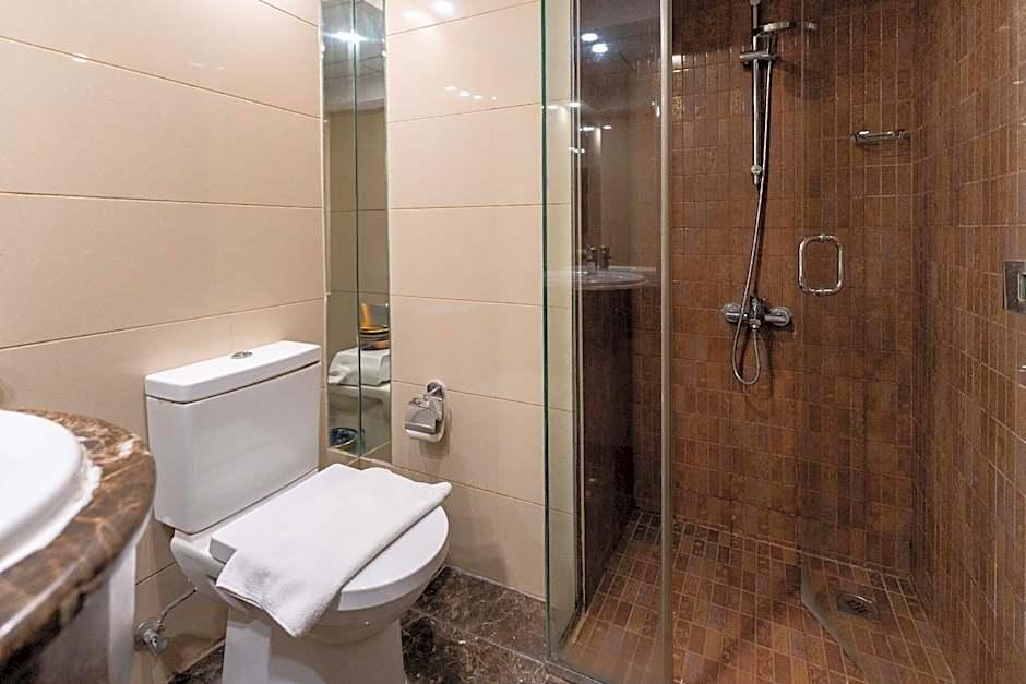 Hayah Plaza Hotel 24/24