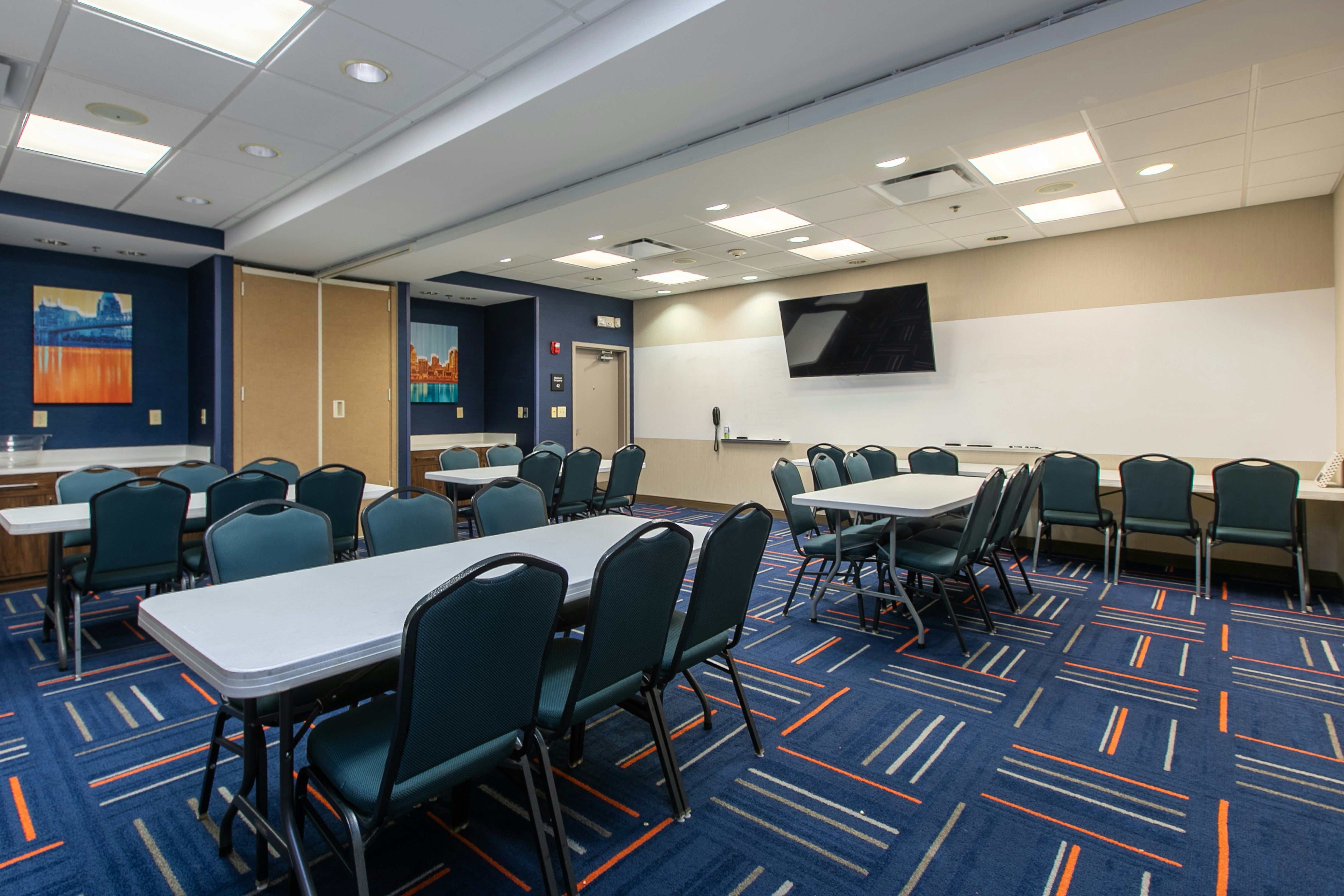 Hampton Inn Suites Wilder 28/36