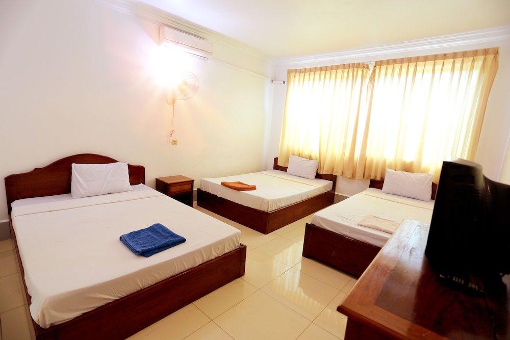 Hang Tep Hostel 10/24