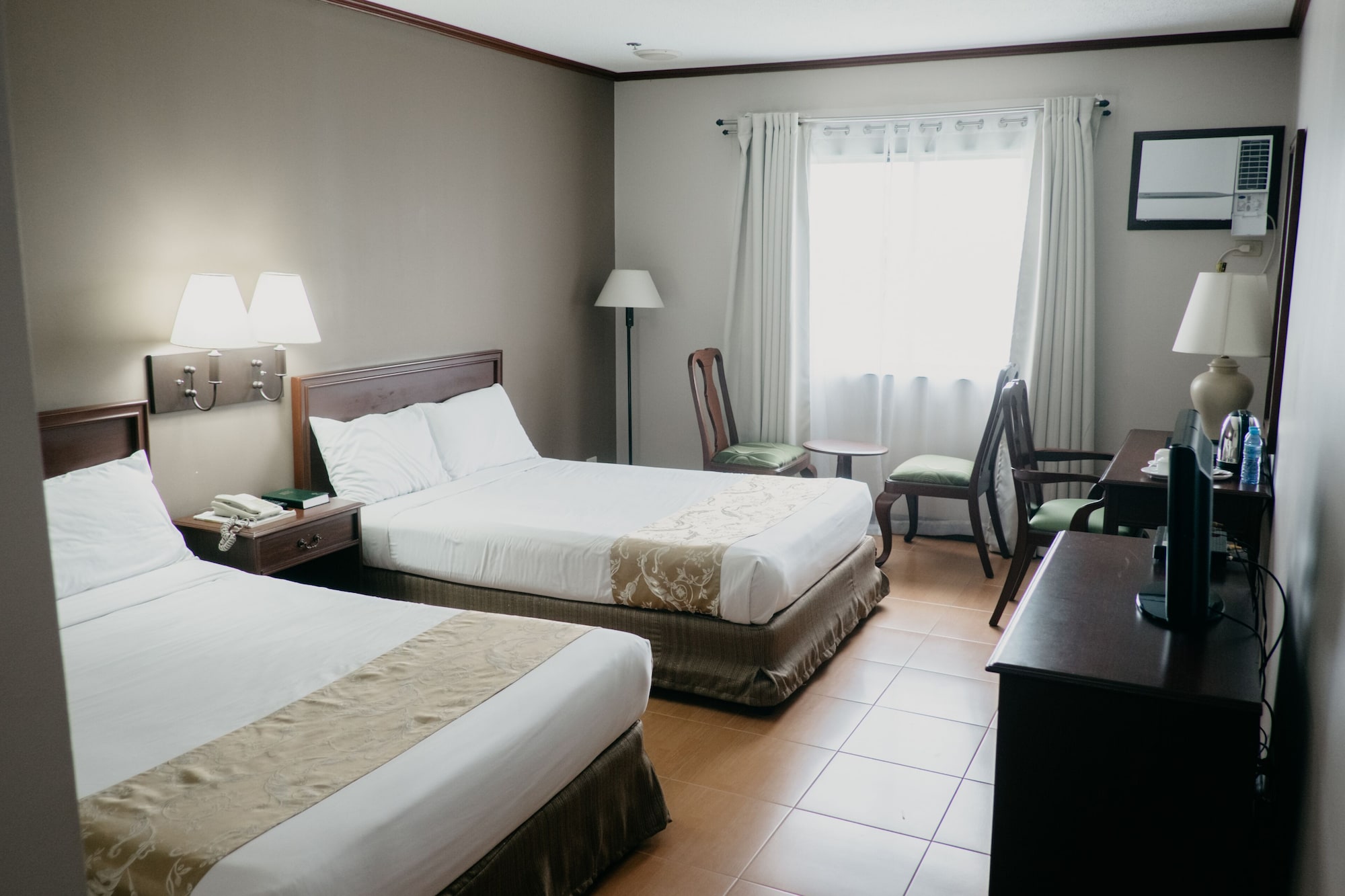 STANDARD, DOUBLE OR TWIN BED