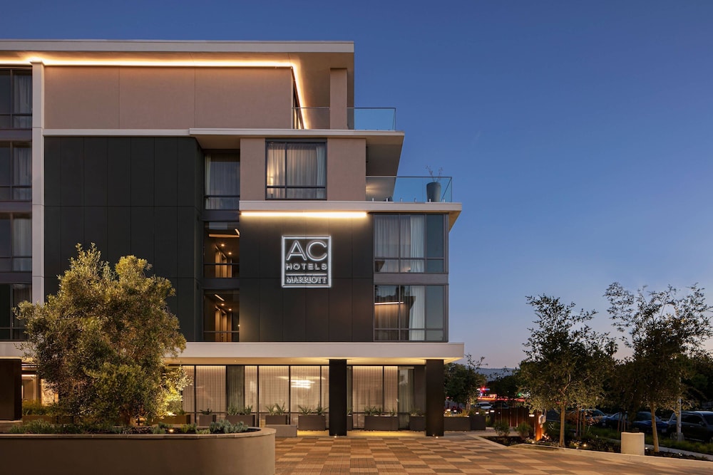 AC Hotel by Marriott Palo Alto 1/43