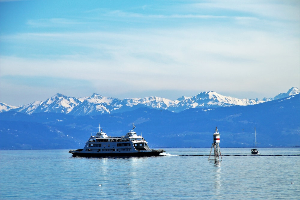 Holiday Inn Express Friedrichshafen 37/76