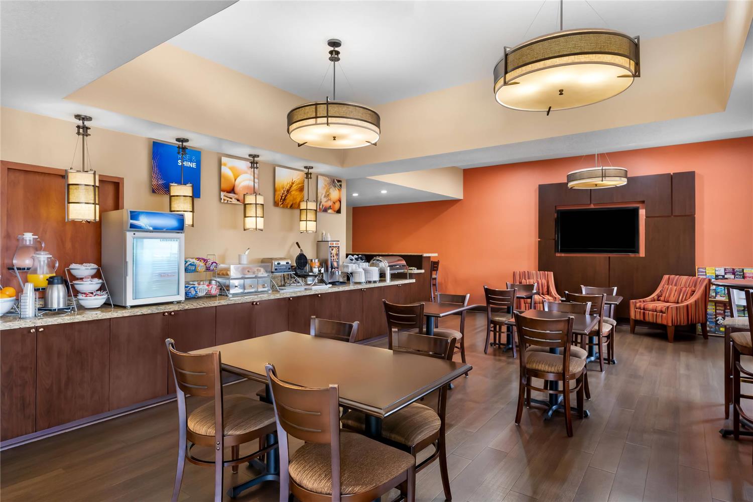 Comfort Suites Clovis - Fresno 20/23