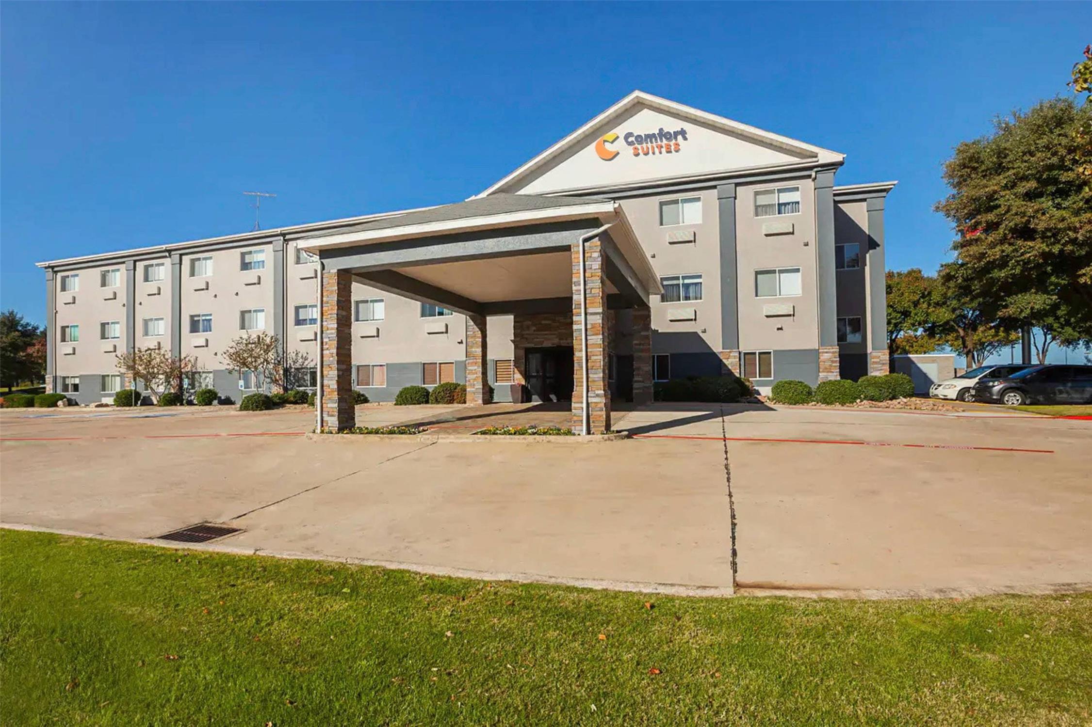 Comfort Suites Lewisville - Dallas 44/46