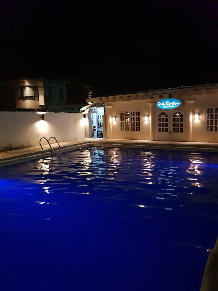 Basic Rooms Hotel 6/21