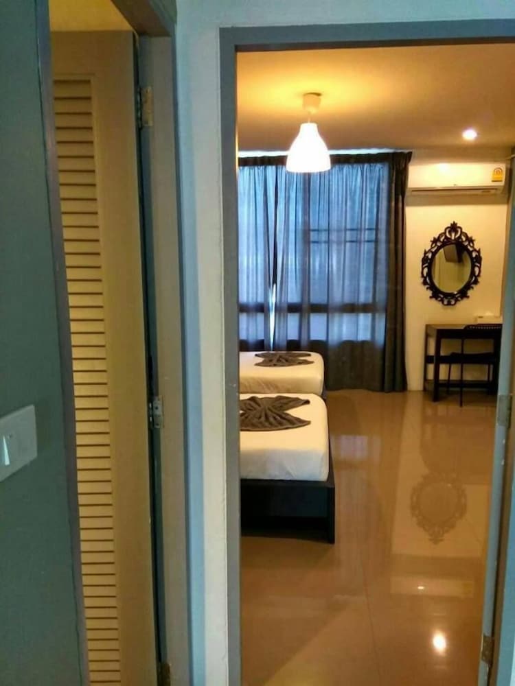 White Monkey Guesthouse 43/56