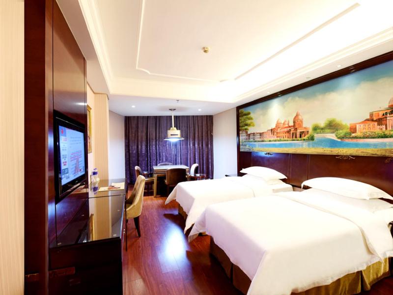 Vienna International Hotel (Changsha Shidai Dijing) 12/20