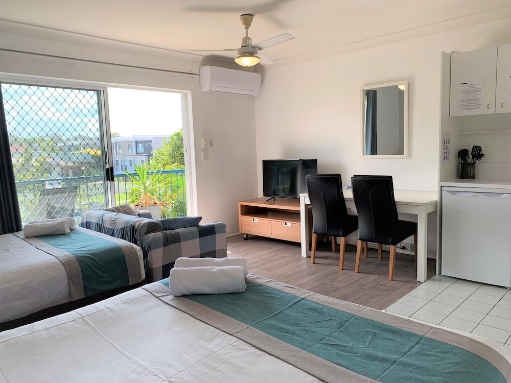 Broadwater Keys 50/72