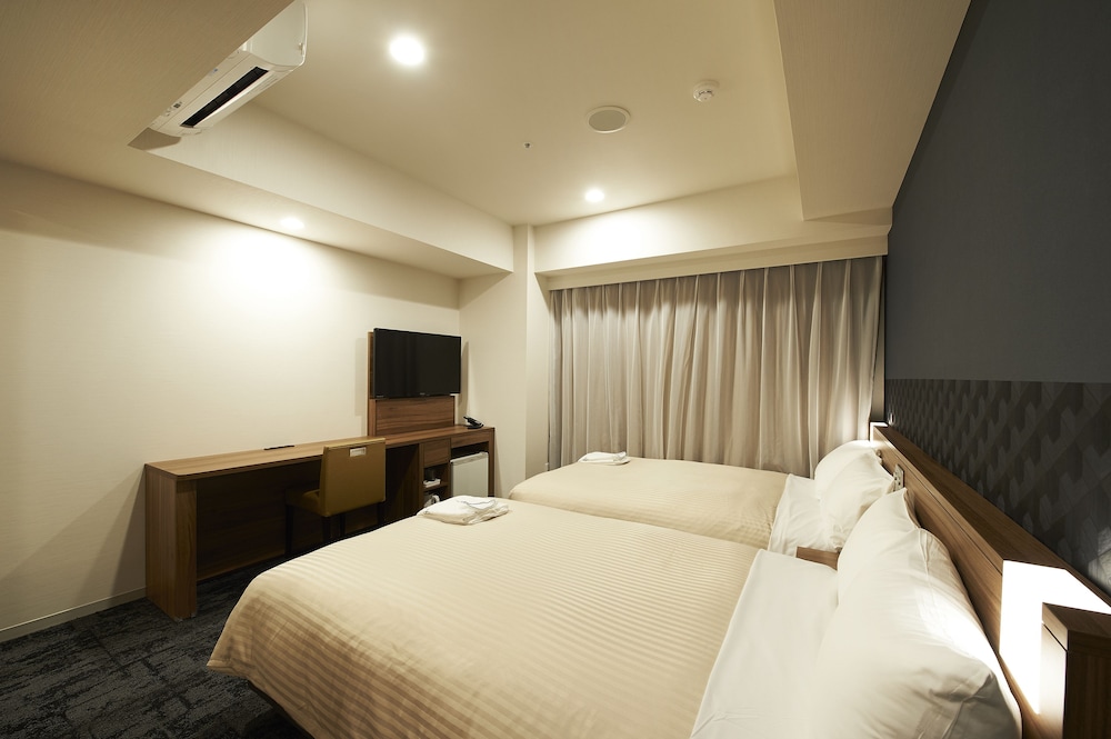 Sotetsu Fresa Inn Kitamaha 27/63
