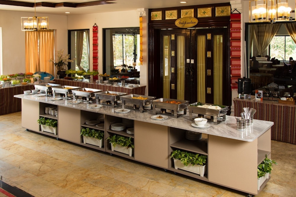 Gassan Lake City Golf Club and Resort Lamphun 32/50
