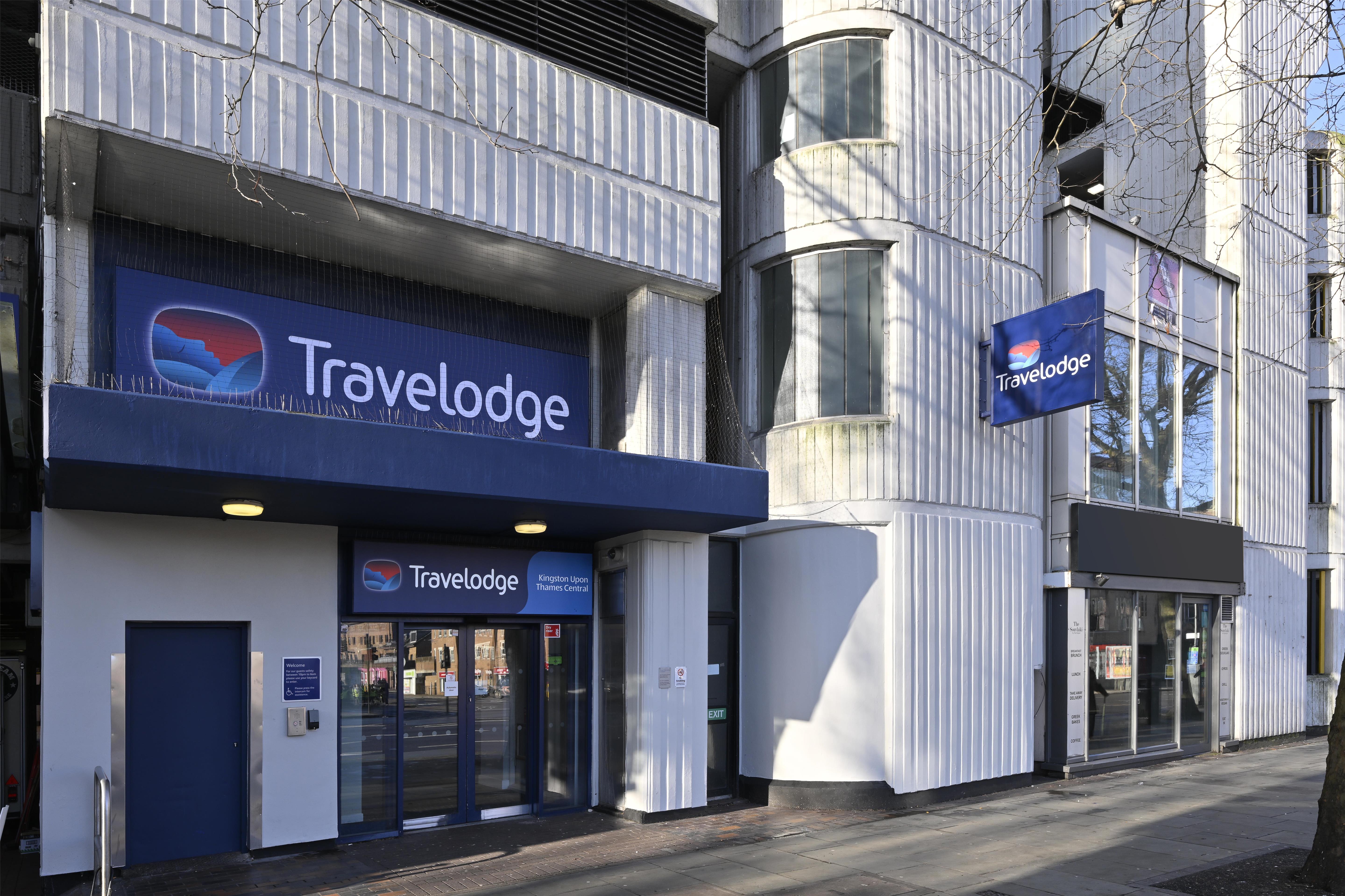 Travelodge Kingston Upon Thames Central 4/26
