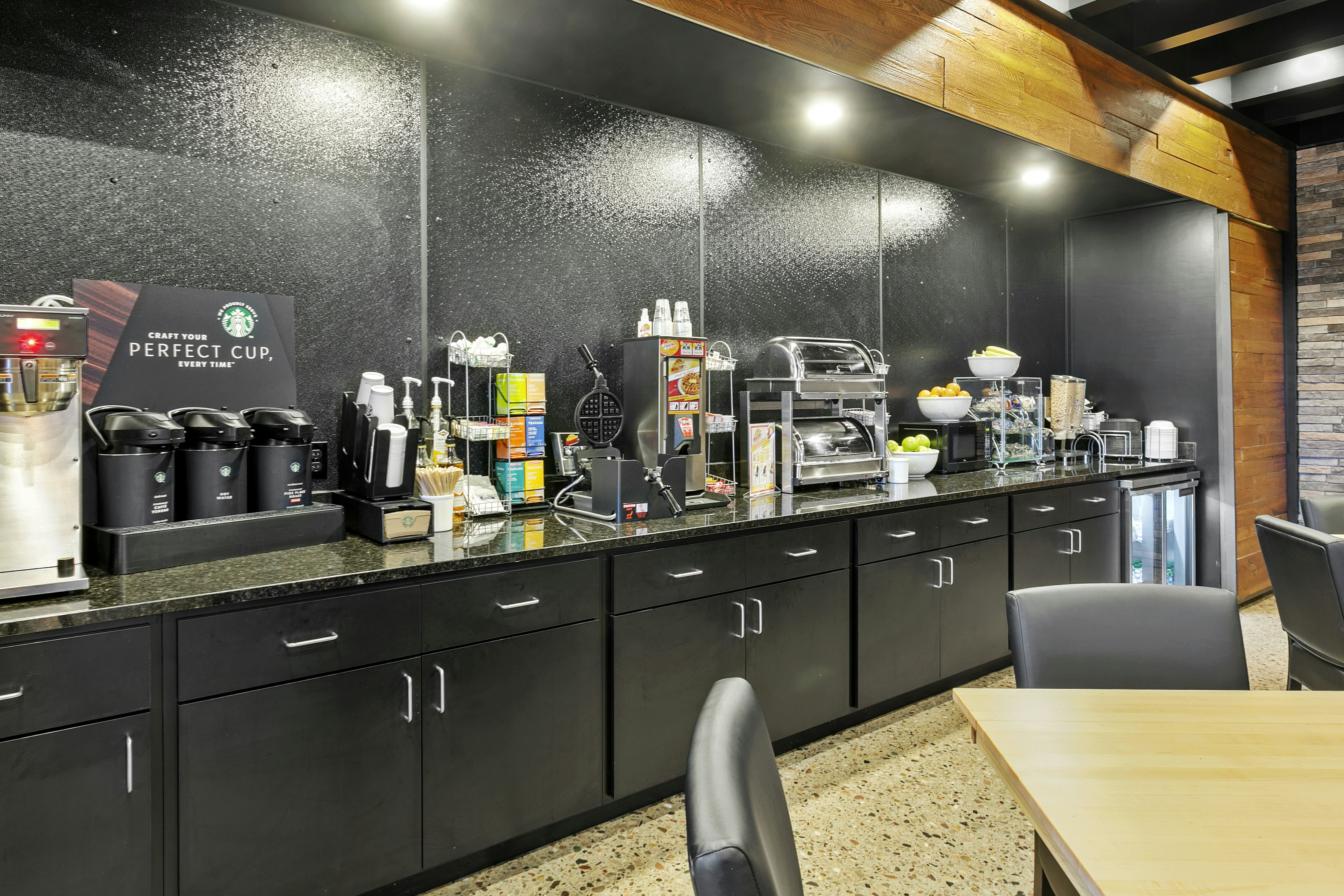 Cobblestone Hotel & Suites - Wickenburg 30/50