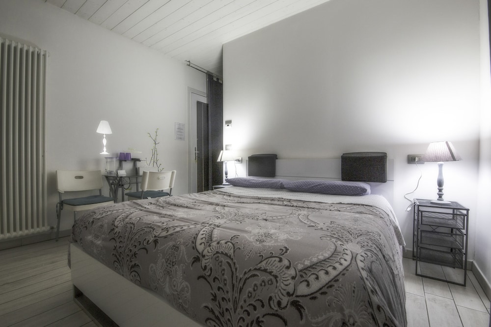 B&B Il Giardino Di Rebecca 14/89