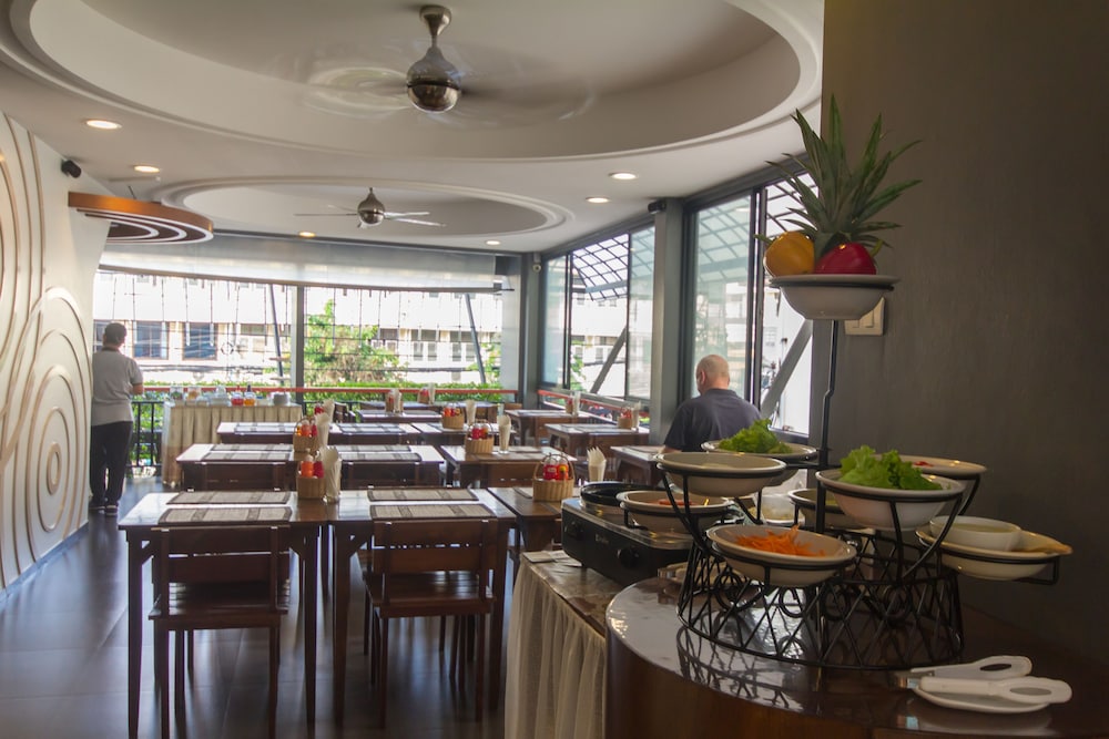 Baan Nilrath Hotel 34/50