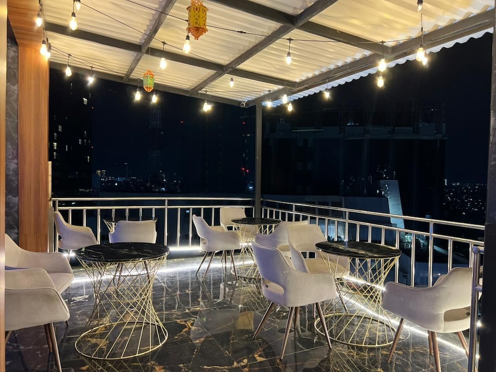 Goldvitel Hotel Surabaya 39/47