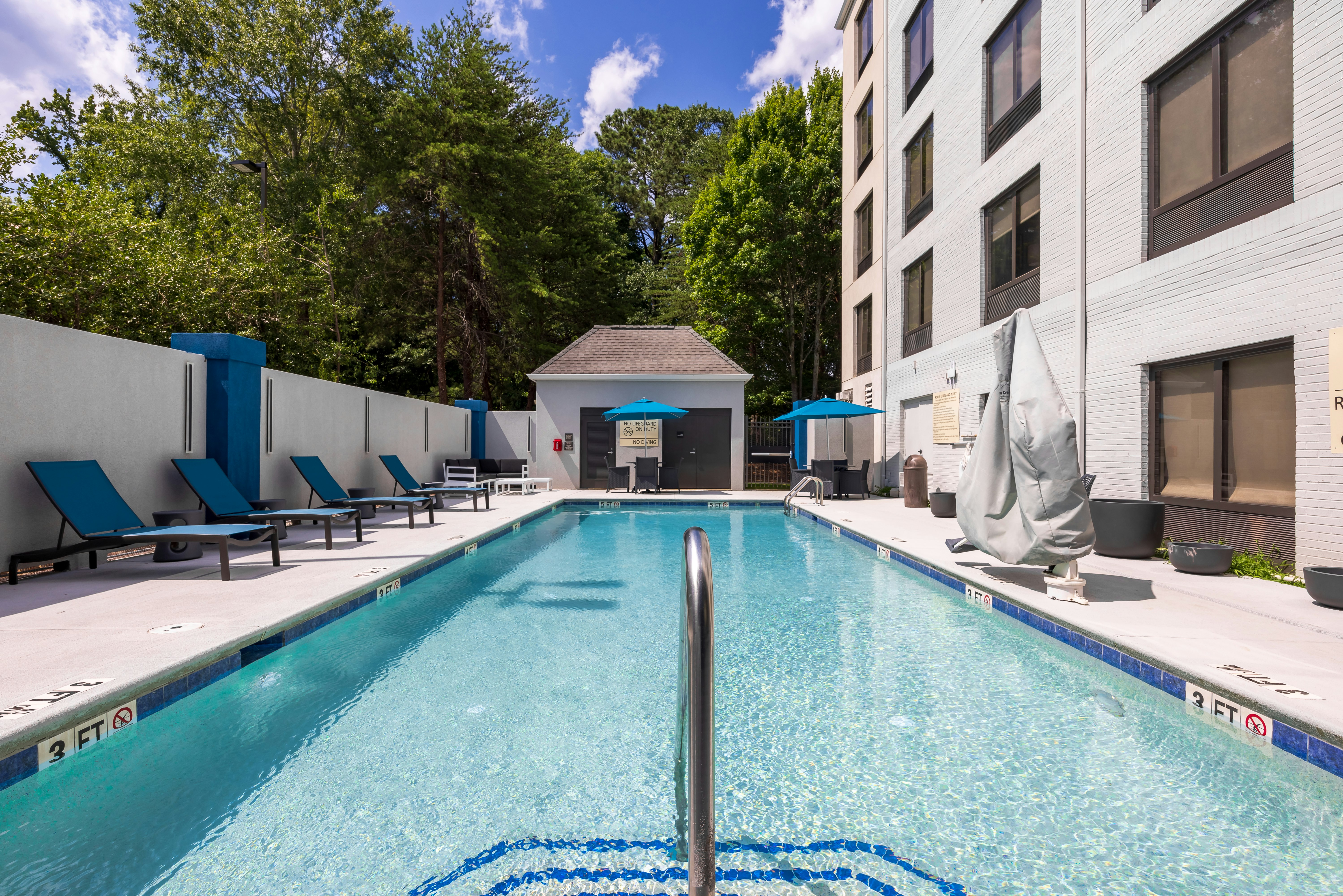 Hampton Inn Alpharetta Roswell Ga 42/42