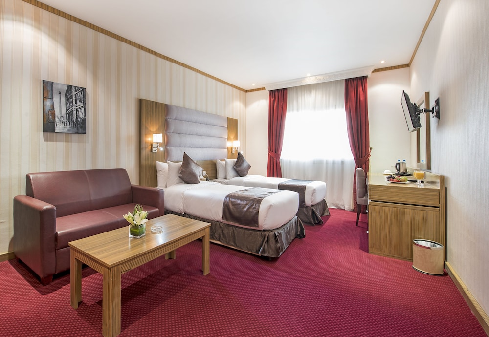 Royal Tulip Hotel 17/45