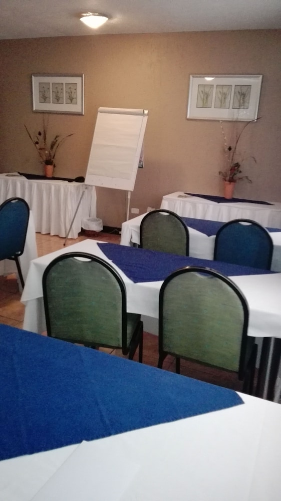 Villa Via - Midrand 45/68