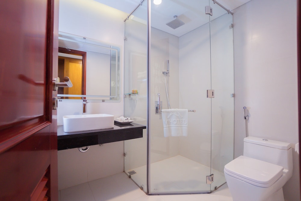 Vinh Hoang Hotel 65/66