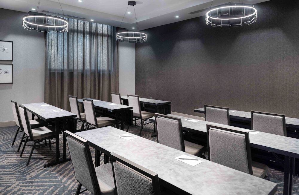 Staybridge Suites Quincy 60/67