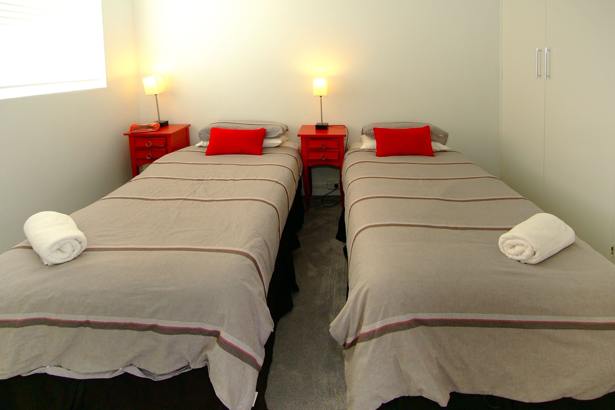 2 BEDROOMS, APARTMENT