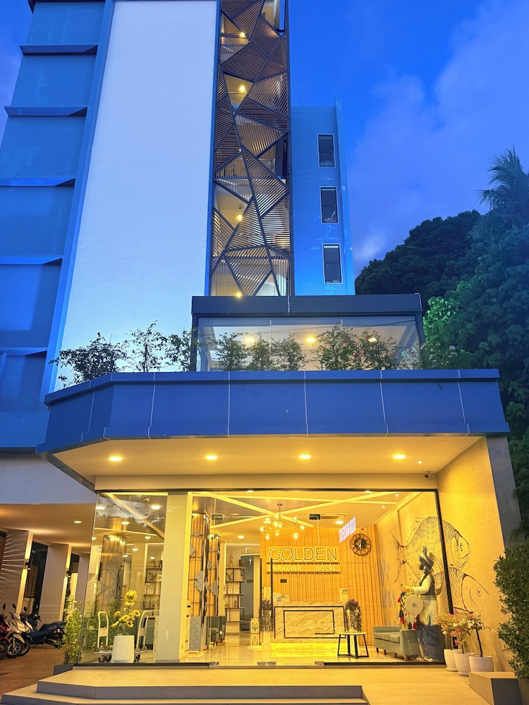 Golden Paradise Hotel 2/46
