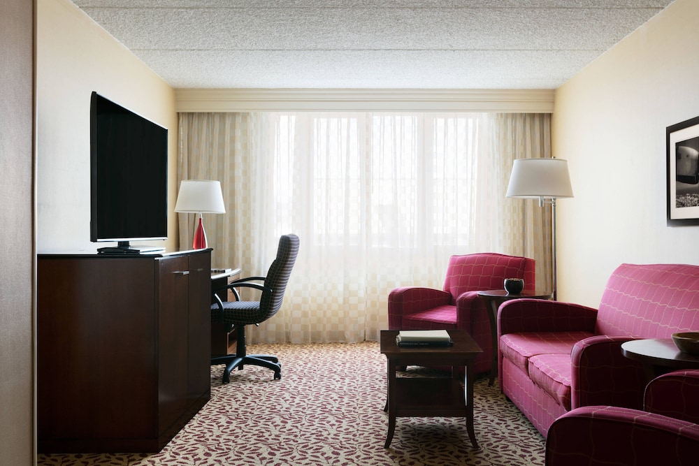Marriott Long Island 40/40